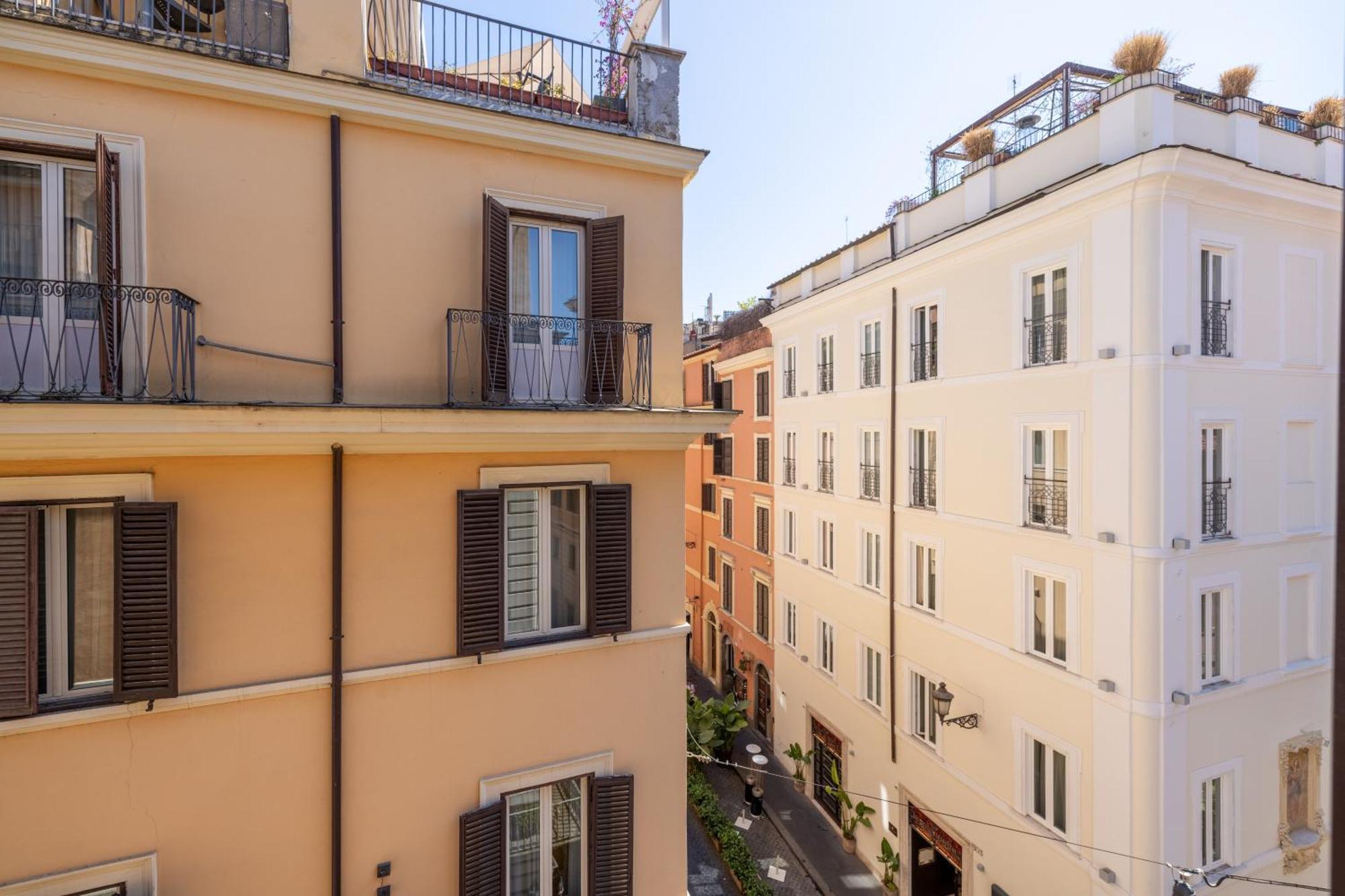 Charming Apartment At Spanish Steps, No Elevator Rome Bagian luar foto