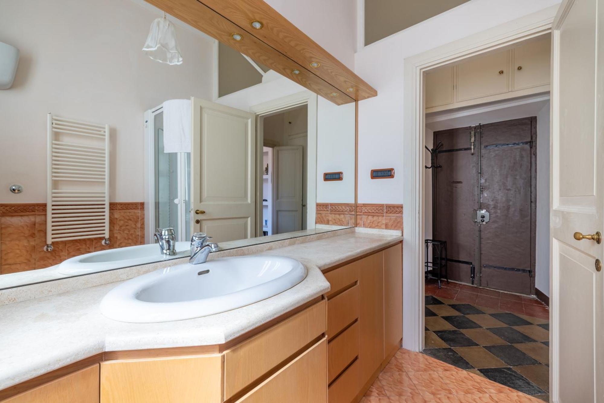 Charming Apartment At Spanish Steps, No Elevator Rome Bagian luar foto